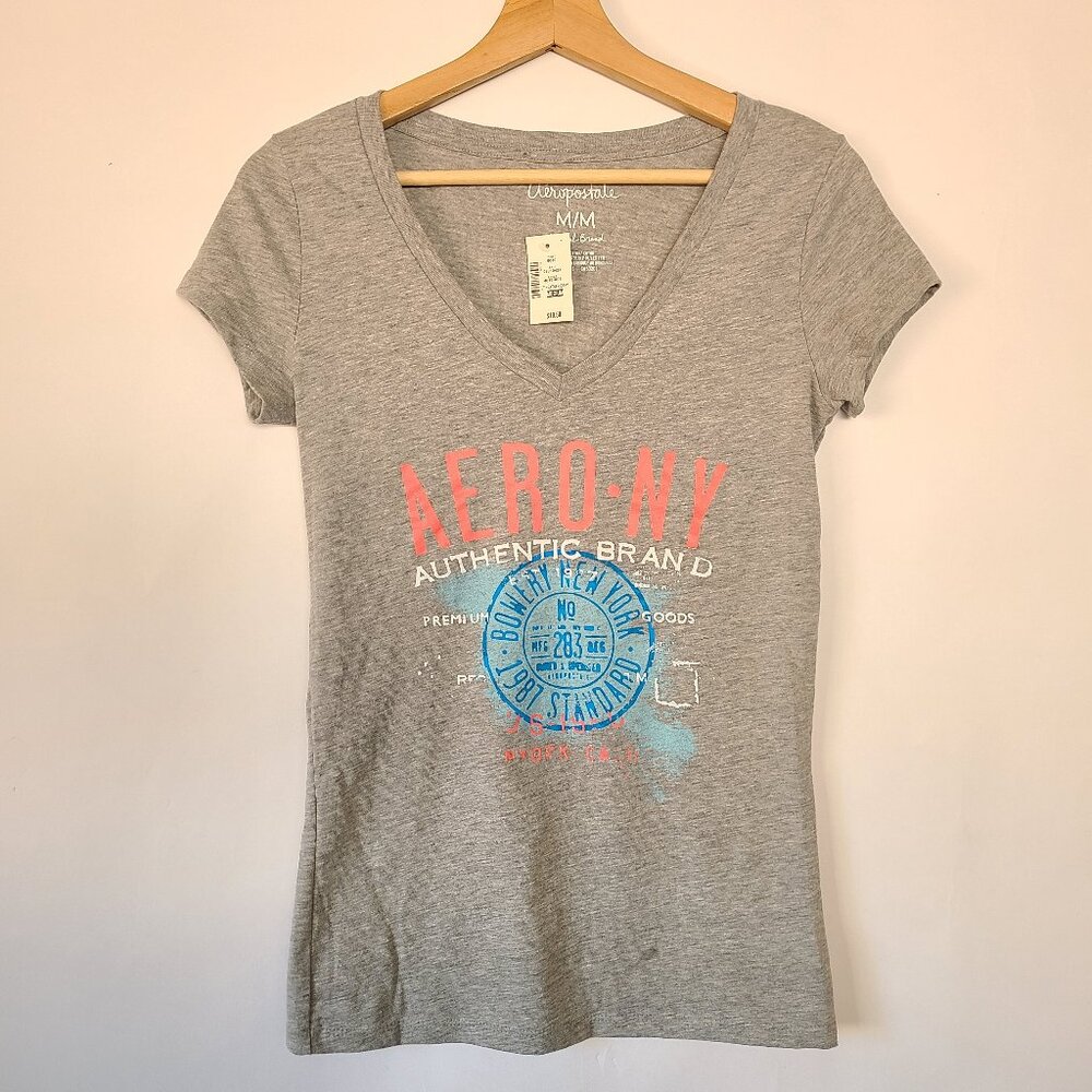 Aeropostale Gray Short Sleeve T Shirt Tee Size M Aero Logo Graphic